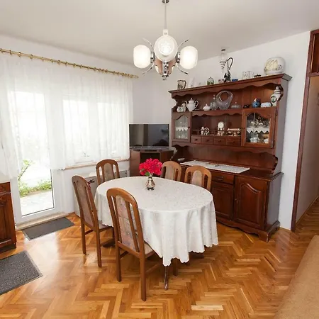 Apartment Bujan